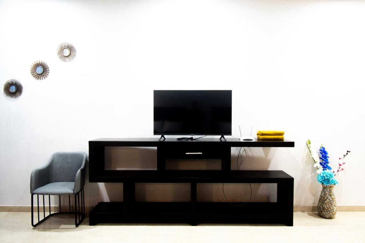 Hotel Casa Tortuga Tulum - Cenotes Park Inclusive 外观 照片 A TV stand