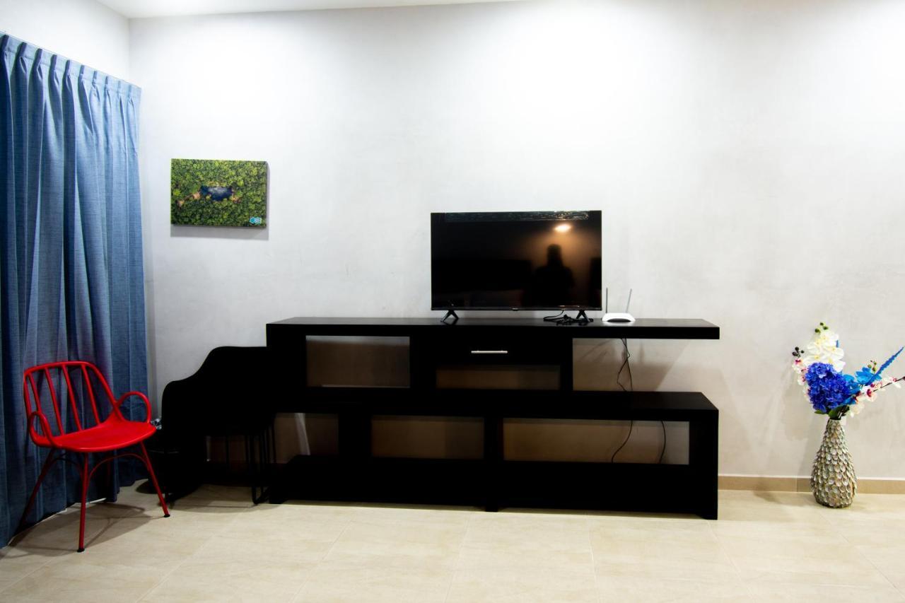 Hotel Casa Tortuga Tulum - Cenotes Park Inclusive 外观 照片 A television set