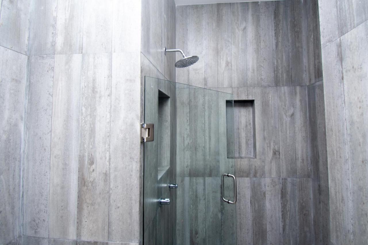 Hotel Casa Tortuga Tulum - Cenotes Park Inclusive 外观 照片 A shower with a fixed shower head